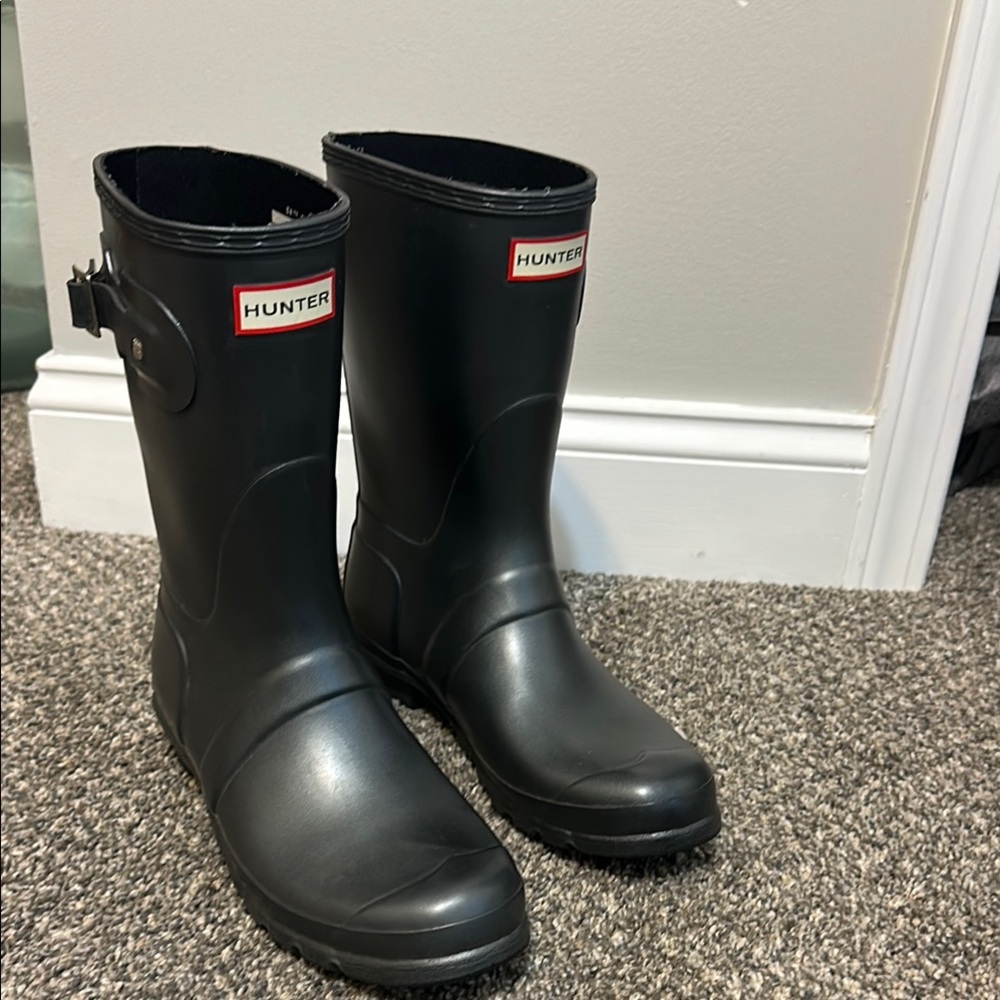Hunter Gray Winter Rain Boots with Rubber Sole